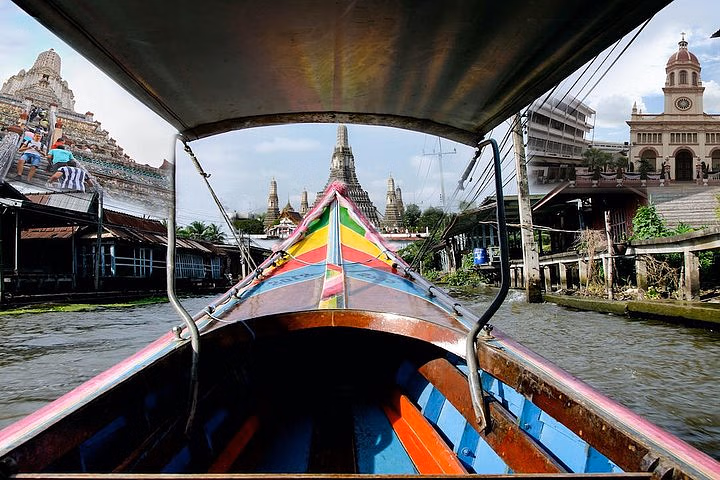 Discover Bangkok by Boat: Scenic Waterway Experience